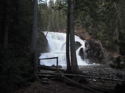 albas_falls_in_april