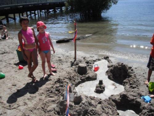 sand_castle_and_moat