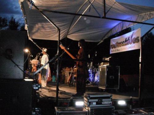 side_stage